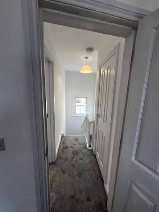 Central Chic 3 Bed, Great Location وِنشيستير المظهر الخارجي الصورة