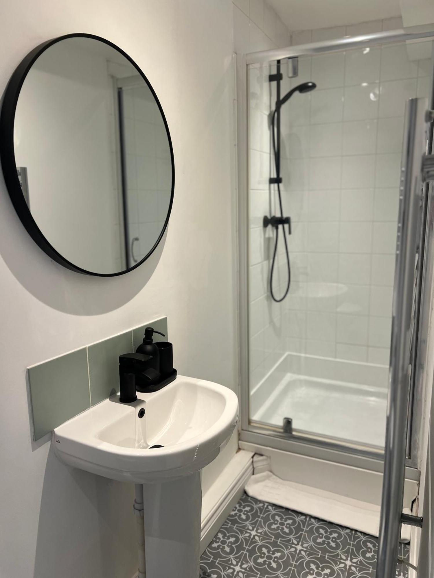 Central Chic 3 Bed, Great Location وِنشيستير المظهر الخارجي الصورة